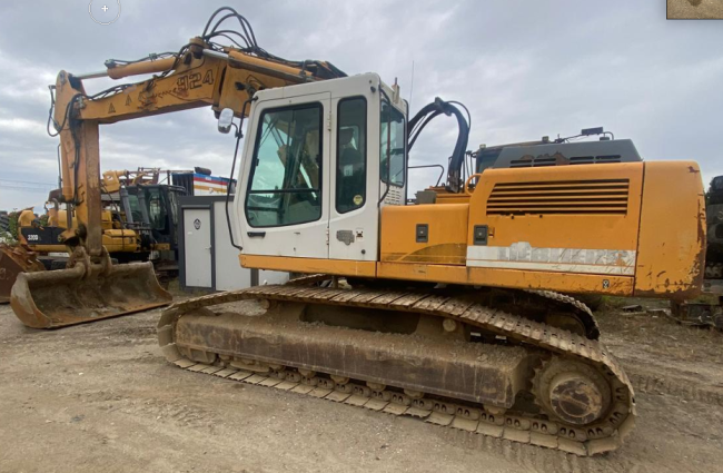 LIEBHERR - R924 HDSL - Pelle sur chenilles - CABINE