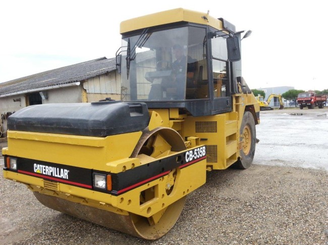 CATERPILLAR - CB535 - Compacteur