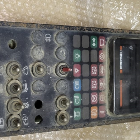 CASE - 61P - Wheel excavator - DASHBOARD