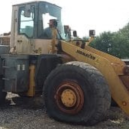 KOMATSU - WA470-3 - Chargeur à pneus