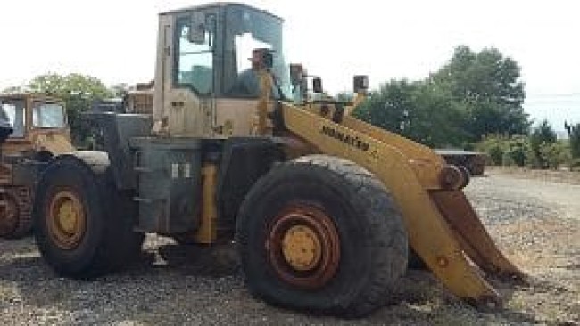 KOMATSU - WA470-3 - Chargeur à pneus