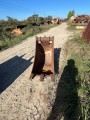 AUTRES MARQUES -  - Pelle sur chenilles