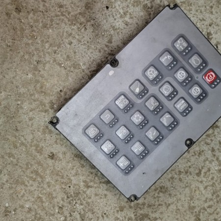 LIEBHERR - L524 - Wheel loader - CONTROL PANEL