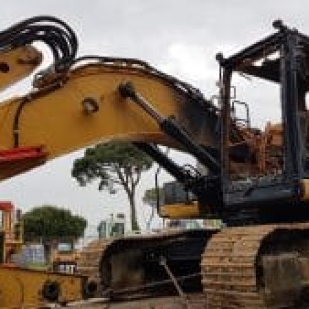 CATERPILLAR - 320E - Tracked excavator