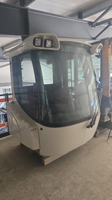 LIEBHERR - L524 - Chargeur à pneus