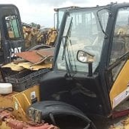 CATERPILLAR - TH330B - Backhoe loader