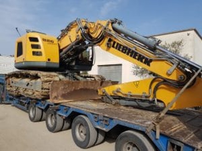 LIEBHERR - R926 COMPACT - Excavadora de orugas