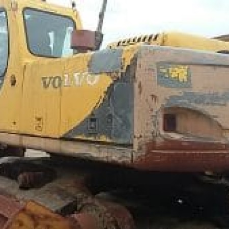 VOLVO - EC210CL - Pelle sur chenilles