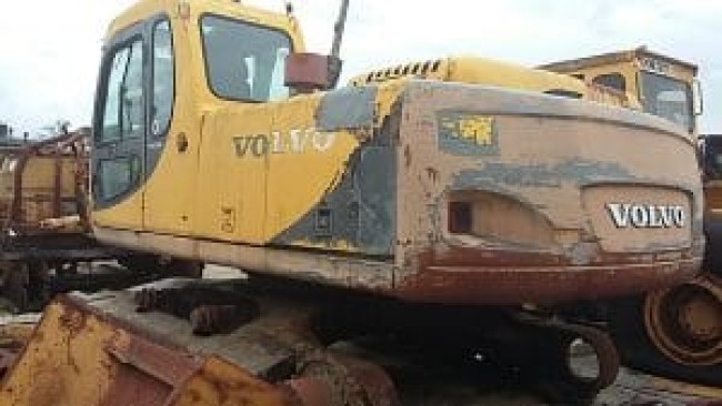 VOLVO - EC210CL - Pelle sur chenilles