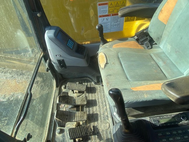 KOMATSU - PC228USLC-3E0 - Pelle sur chenilles