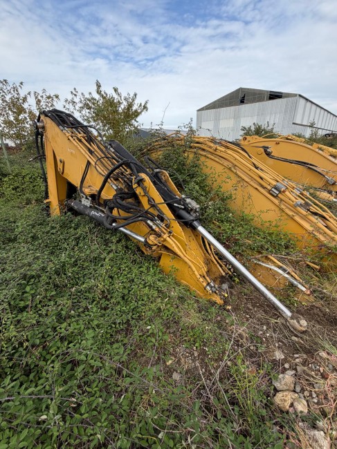 CATERPILLAR - M313D - Pelle à pneus