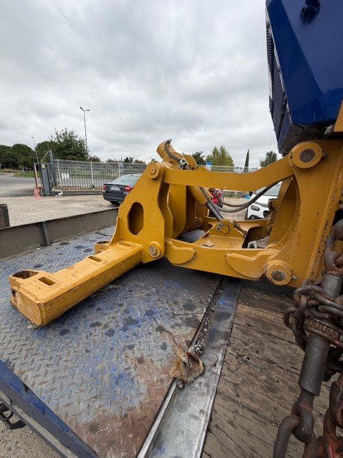 CATERPILLAR - 120M2 - Niveleuse