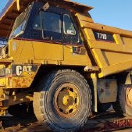 CATERPILLAR - 771D - Tombereau