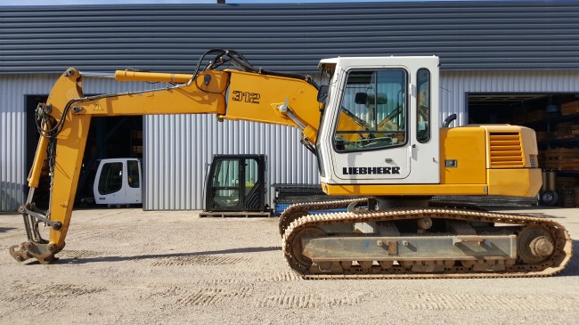 LIEBHERR -  - Pelle sur chenilles