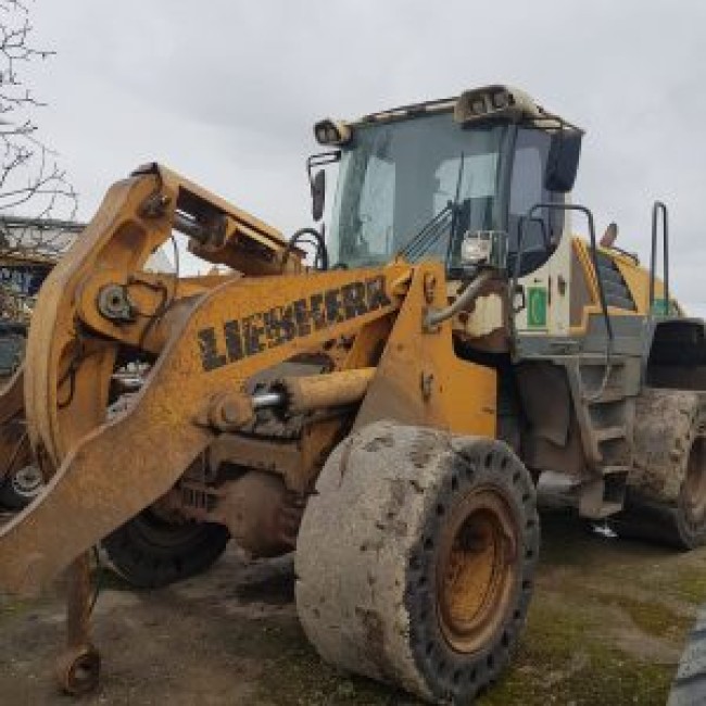 LIEBHERR - L566 - Chargeur à pneus