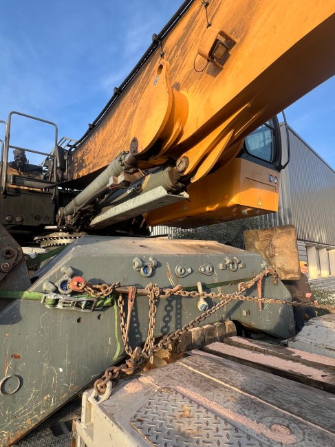 LIEBHERR - LH60M - Pelle à pneus