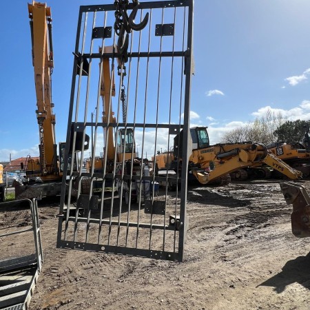 LIEBHERR - LH40C - Pelle sur chenilles