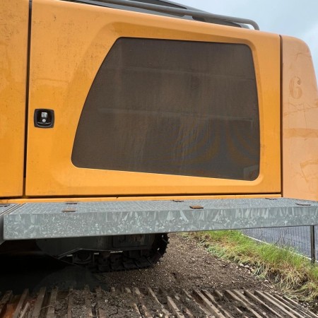 LIEBHERR - LH40C - Pelle sur chenilles - Porte latérale arrière gauche 
