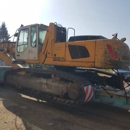 LIEBHERR - R924C - Pelle sur chenilles
