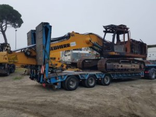 LIEBHERR - R936 - Tracked excavator