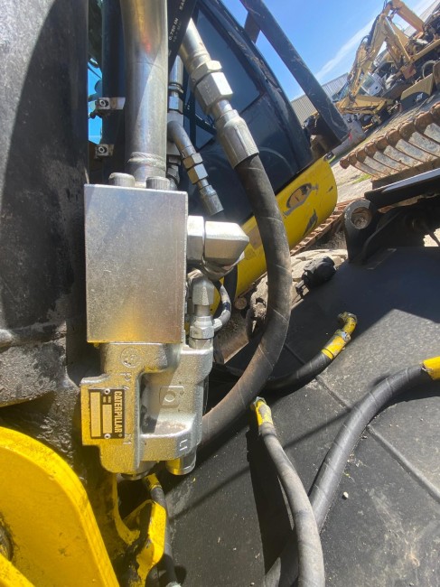 CATERPILLAR - M313D - Pelle à pneus - CLAPET SECURITE