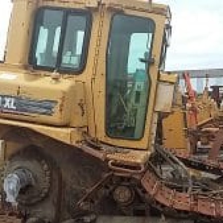 CATERPILLAR - D6HXL - Chargeur sur chenille