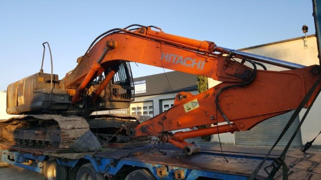 HITACHI - ZX210 - Pelle sur chenilles