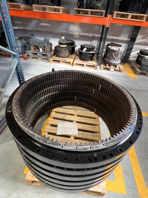 CATERPILLAR - MH3022 - Pelle à pneus