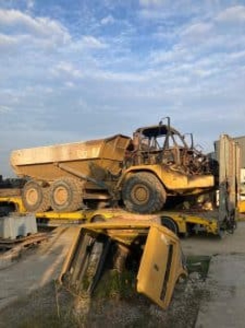 CATERPILLAR - 730 - Dumper