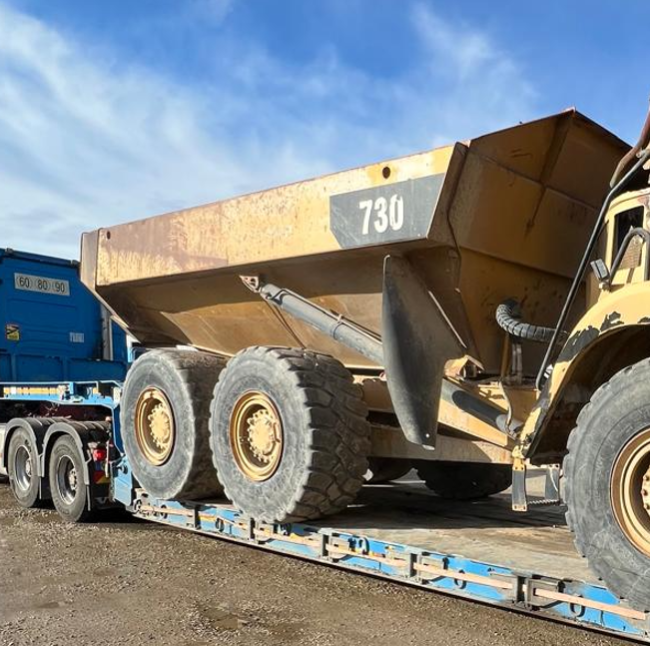 CATERPILLAR - 730C - Tombereau