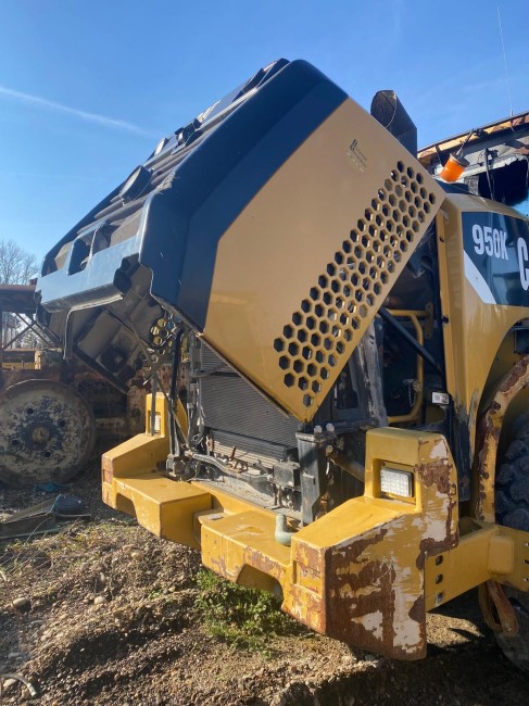 CATERPILLAR - 950K - Chargeur à pneus - capot