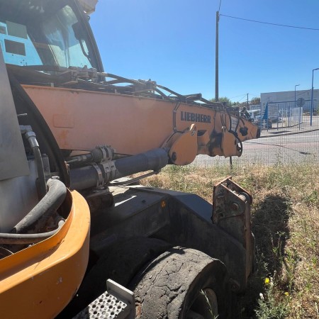 LIEBHERR - LH22M - Wheel excavator