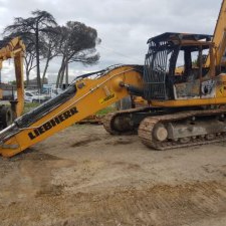 LIEBHERR - R926 - Pelle sur chenilles