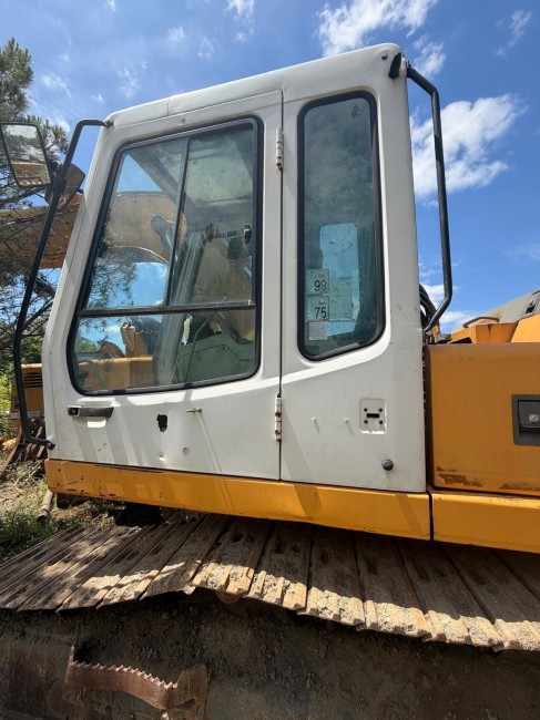 LIEBHERR - R900B - Pelle sur chenilles