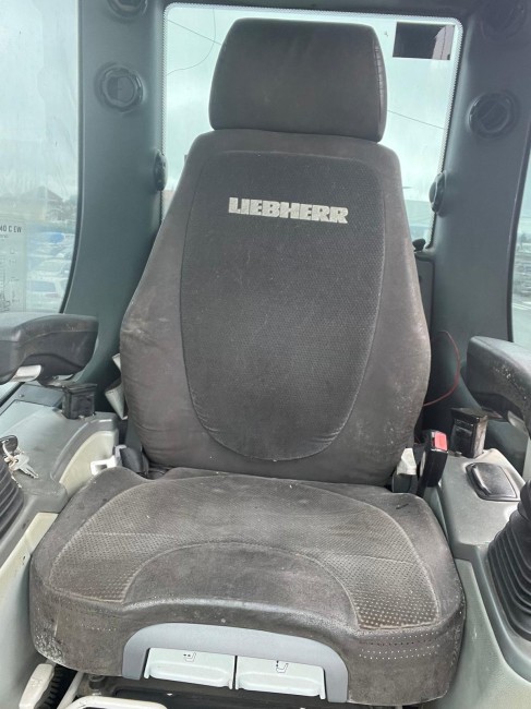 LIEBHERR - LH40C - Pelle sur chenilles