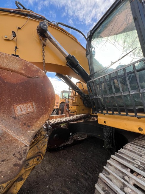 CATERPILLAR - 335F - Pelle sur chenilles