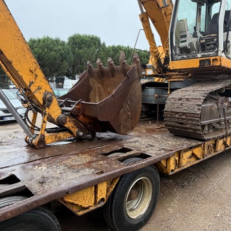 LIEBHERR - R900B - Pelle sur chenilles