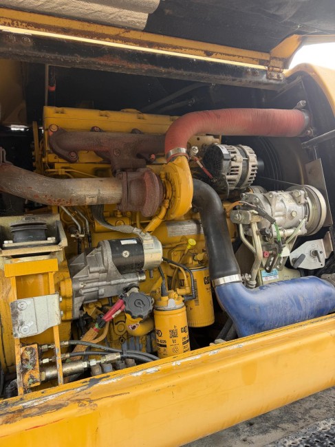 CATERPILLAR - M313D - Pelle à pneus