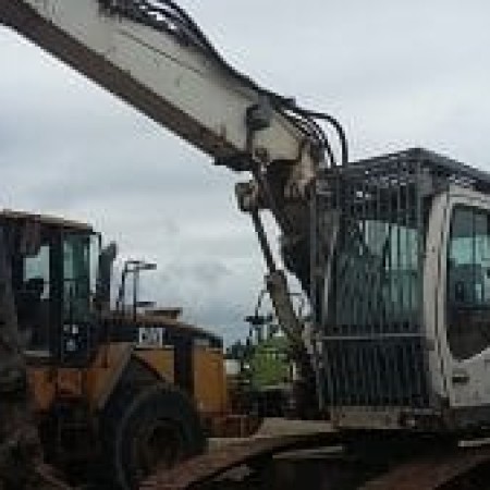 LIEBHERR - R900C - Pelle sur chenilles