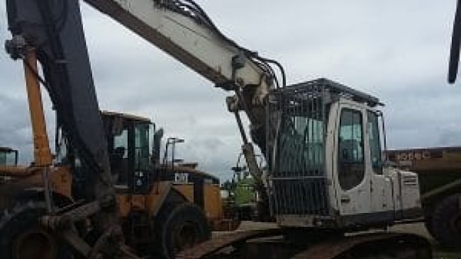 LIEBHERR - R900C - Excavadora de orugas