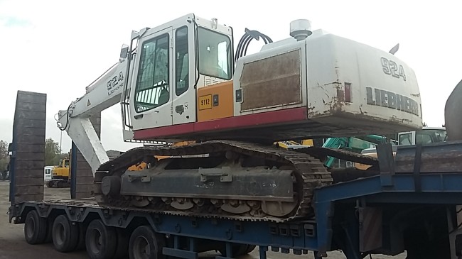 LIEBHERR - R924C - Pelle sur chenilles