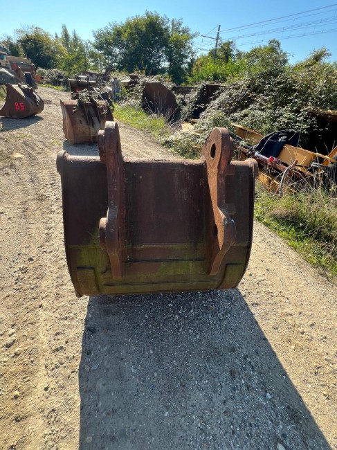 AUTRES MARQUES -  - Pelle sur chenilles