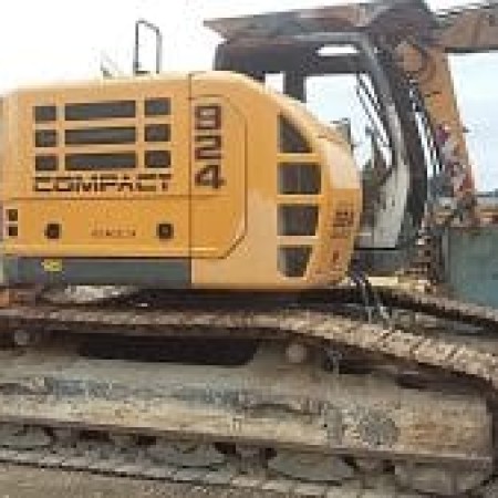 LIEBHERR - R924 COMPACT - Pelle sur chenilles