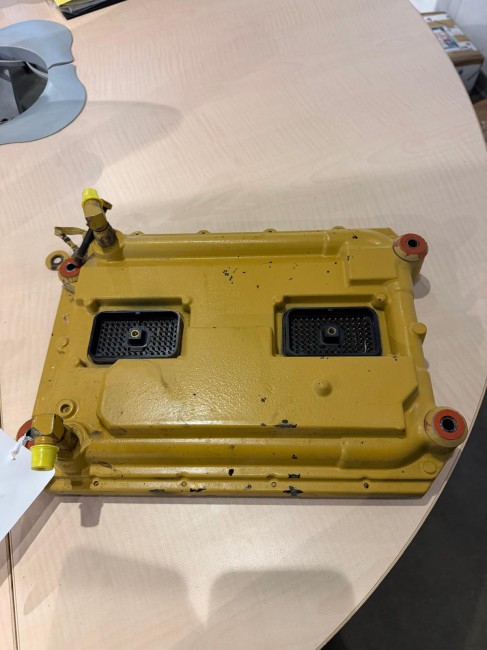 CATERPILLAR - 740 - Tombereau