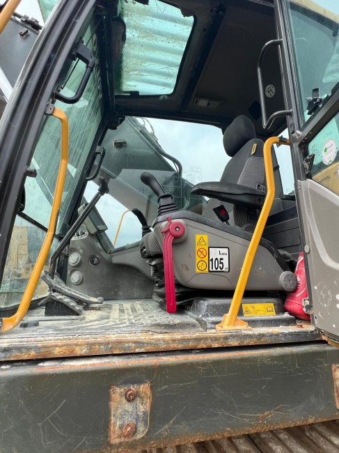 VOLVO - EC380DL - Pelle sur chenilles