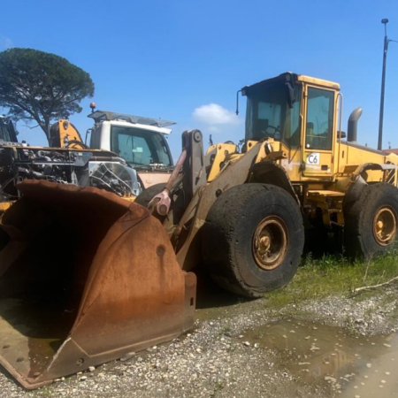 VOLVO - L120E - Chargeur à pneus - Volvo L120E