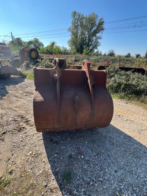 LIEBHERR - R944B - Pelle sur chenilles