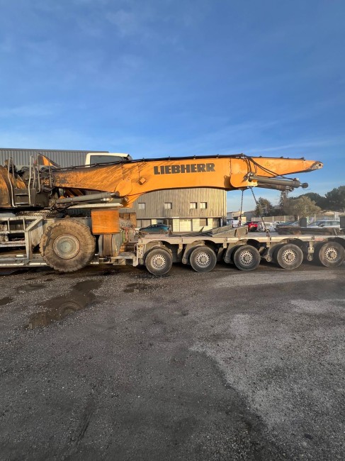 LIEBHERR - LH60M - Pelle à pneus