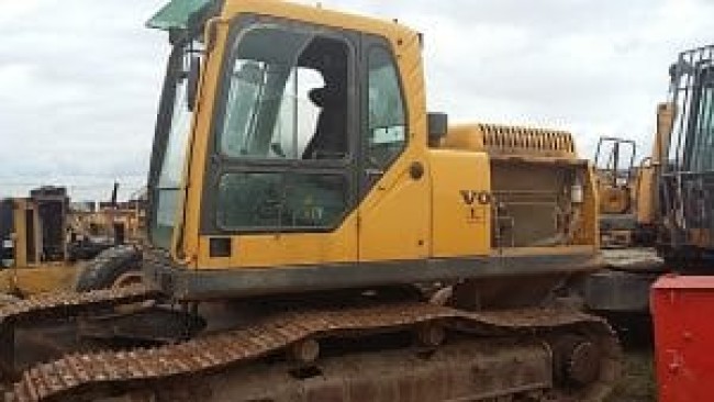 VOLVO - EC240B - Excavadora de orugas