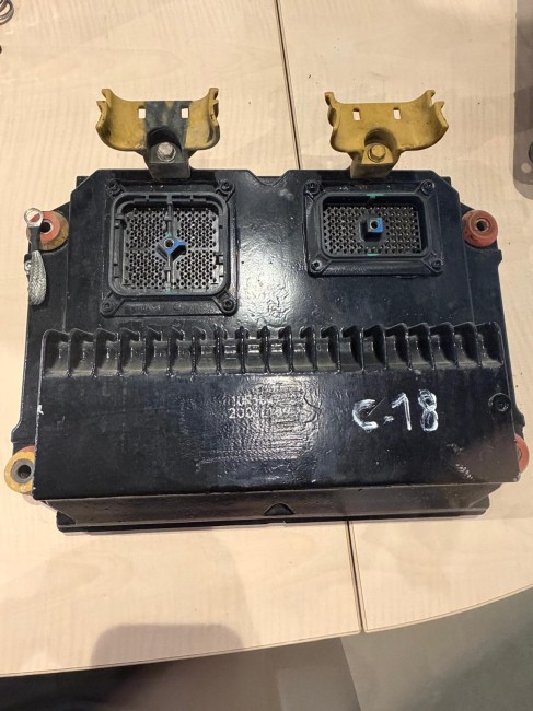 CATERPILLAR - C18 - 